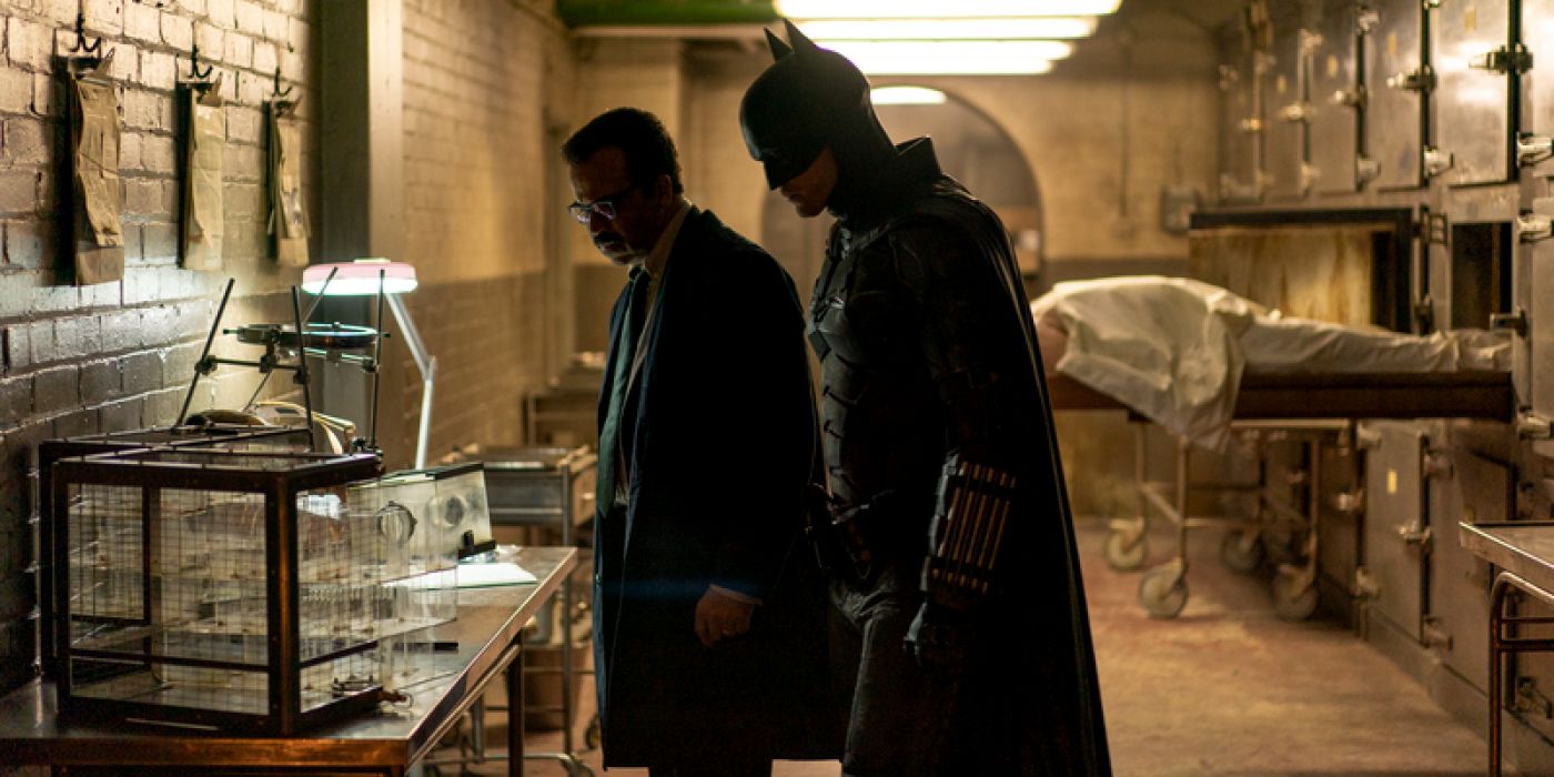 The Batman Jim Gordon and Bruce Wayne in Morgue