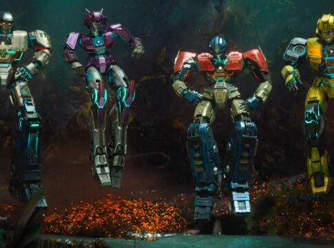 O personagem Transformers de Scarlet Johansson homenageia uma história do Optimus Prime de 35 anos que todos os filmes foram evitados