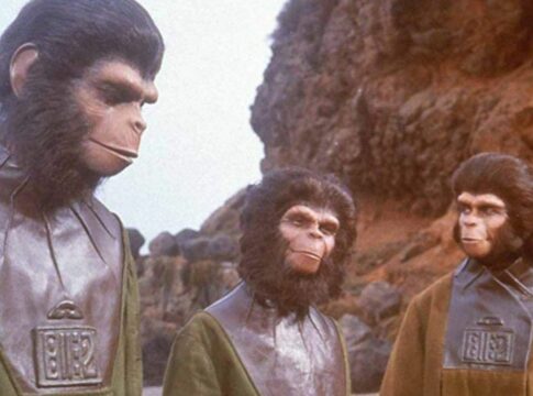 Planeta dos Macacos e o que está comendo Gilbert Grape Crossover em arte maravilhosa e sem sentido
